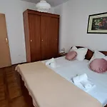 B&s Apartment *